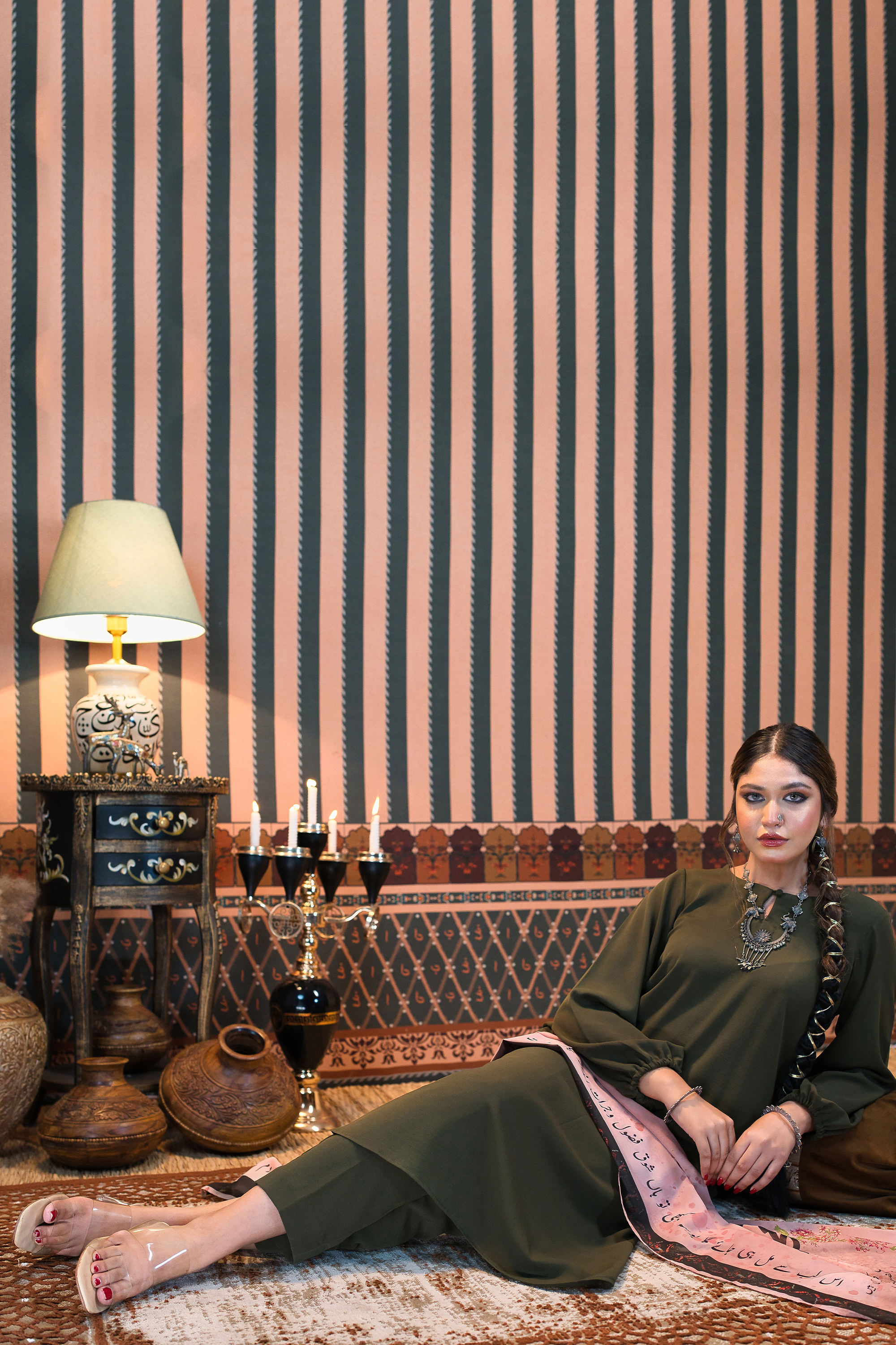 Olive Green Co-Ord Set With La Hasil Muhabat Stoler