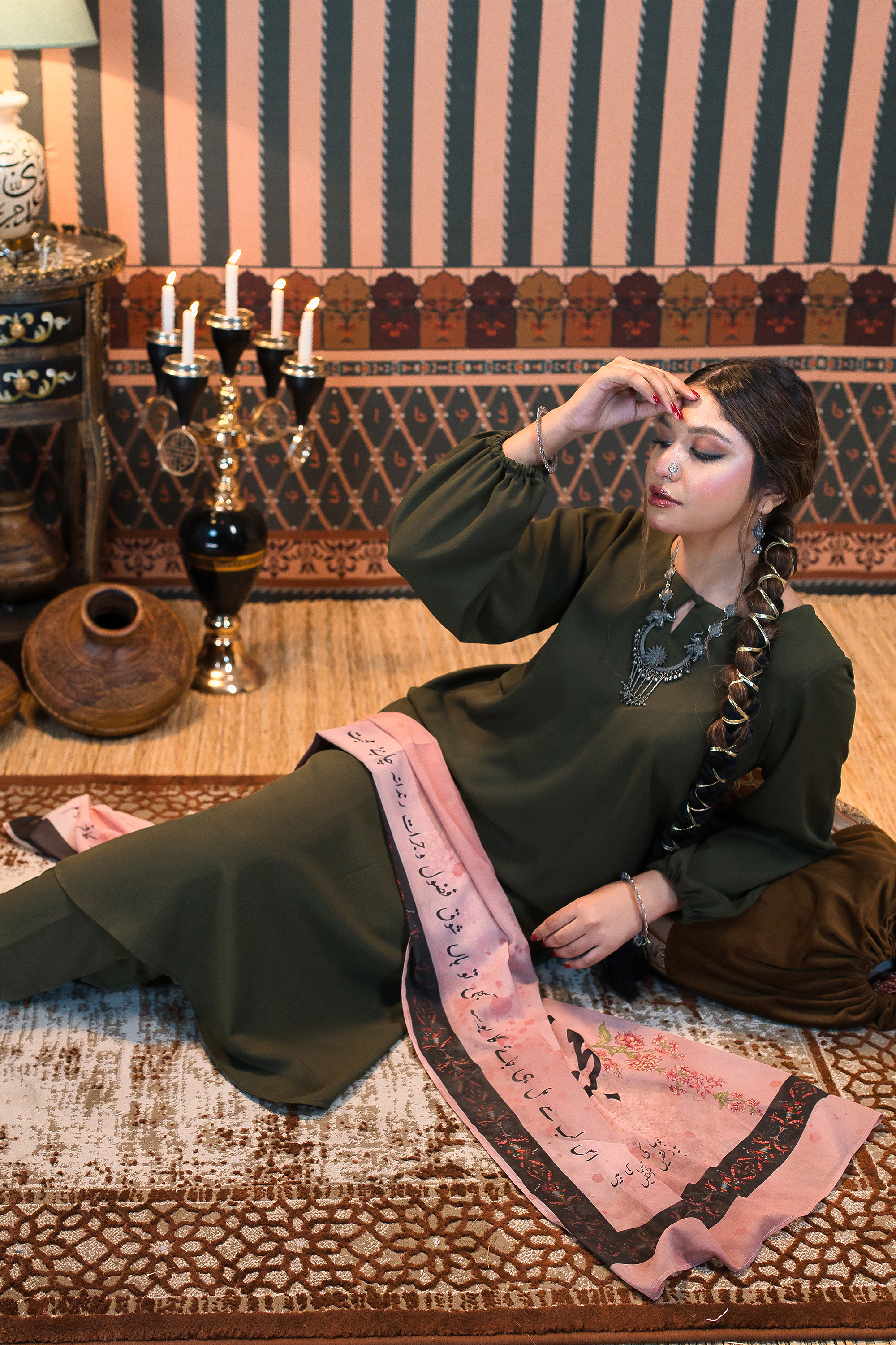 Olive Green Co-Ord Set With La Hasil Muhabat Stoler